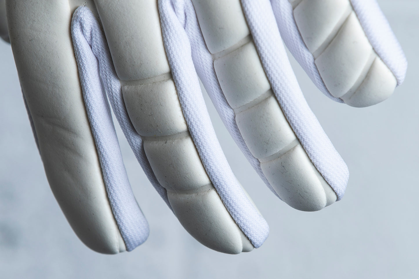 Original White Fingersave