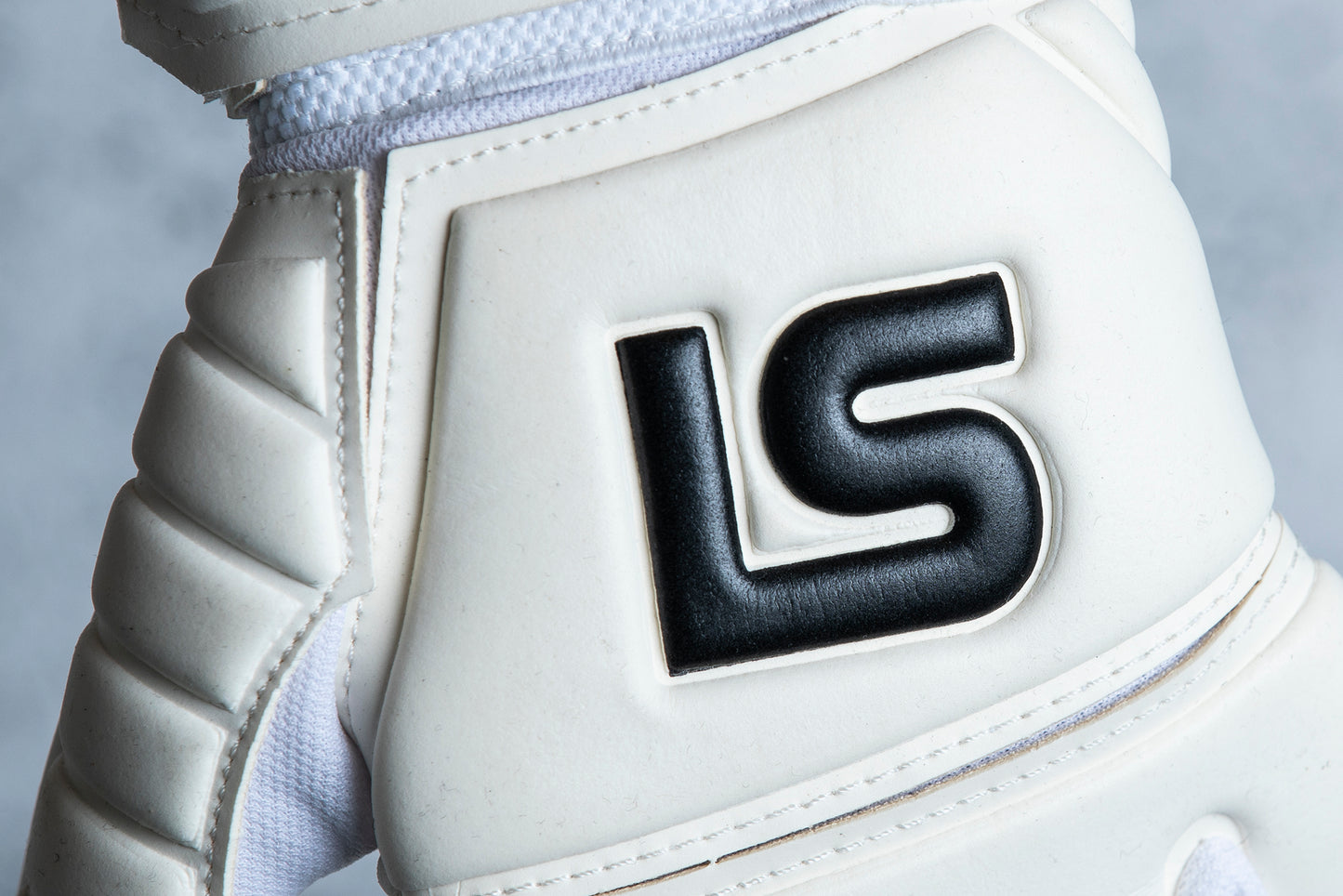 Original White Fingersave