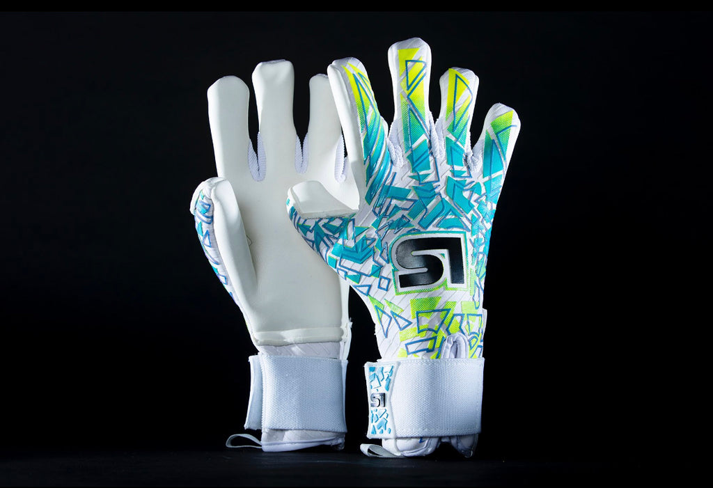 Goalkeeper gloves uk on sale